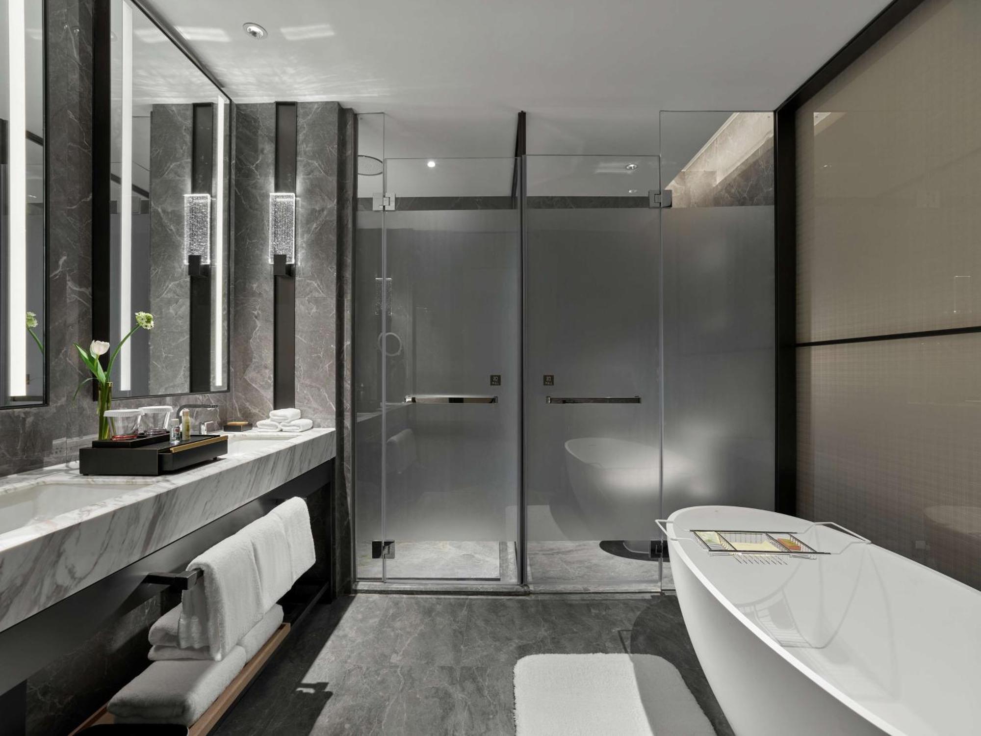 Doubletree By Hilton Chengdu Riverside - Close To Panda Base And Chengdu East Railway Zewnętrze zdjęcie