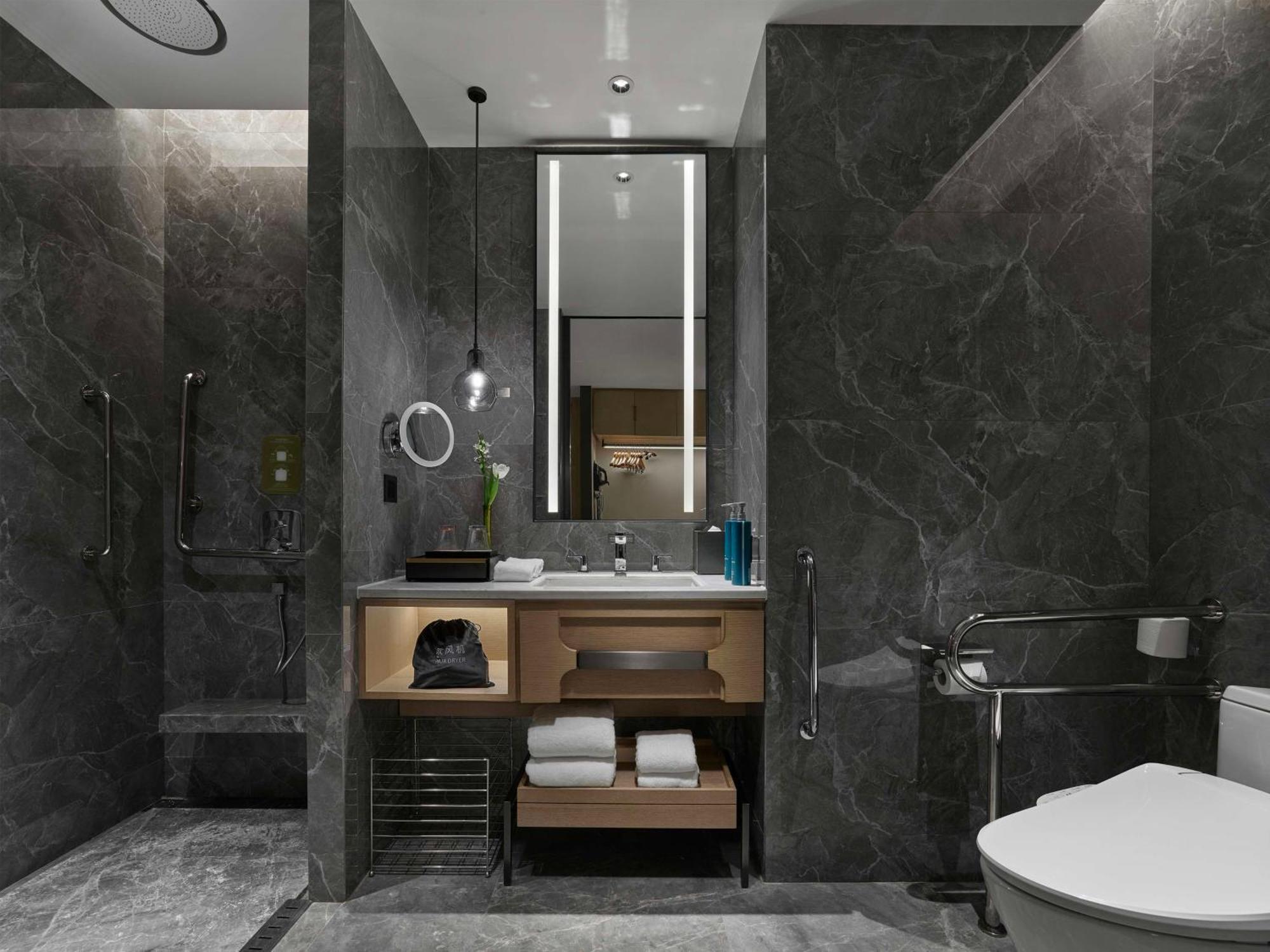 Doubletree By Hilton Chengdu Riverside - Close To Panda Base And Chengdu East Railway Zewnętrze zdjęcie